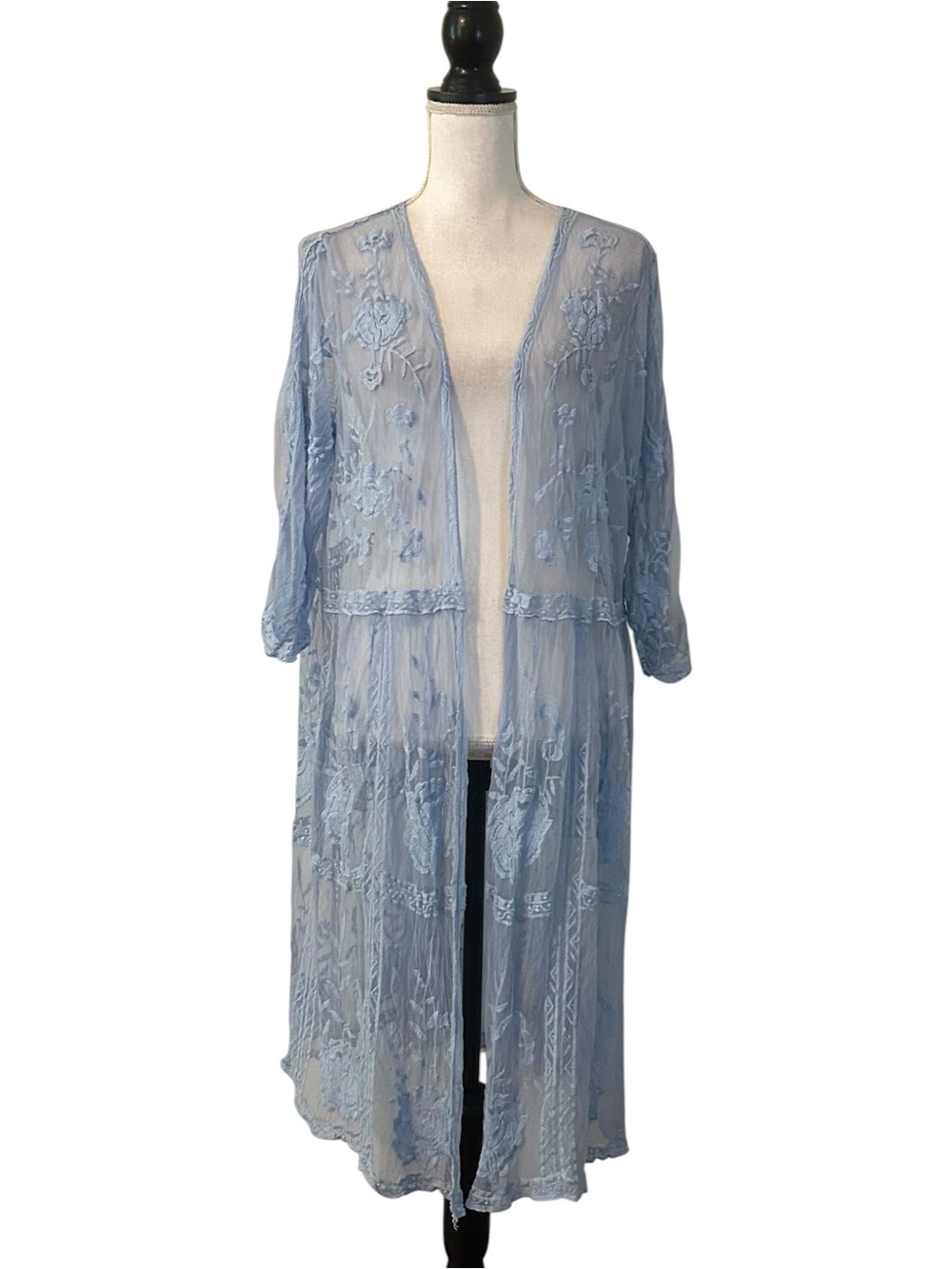 Lane Bryant Blue Lace Sheer
Floral Embroidered Mesh Kimono
Swim Cover Up 14/16